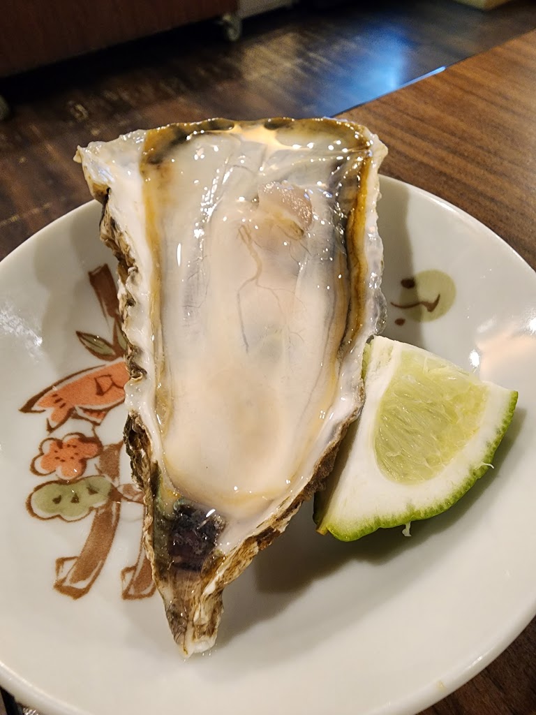 滝神 平價生魚片丼飯 的照片