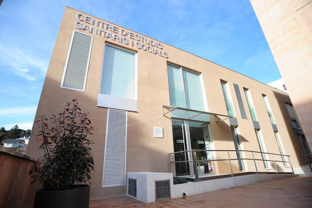 Centre d'Estudis Sanitaris i Socials de la UVIC-UCC