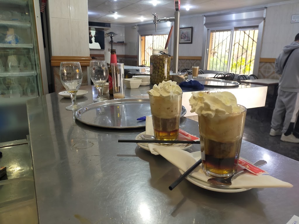 Bar Mister — Comida y bebida
