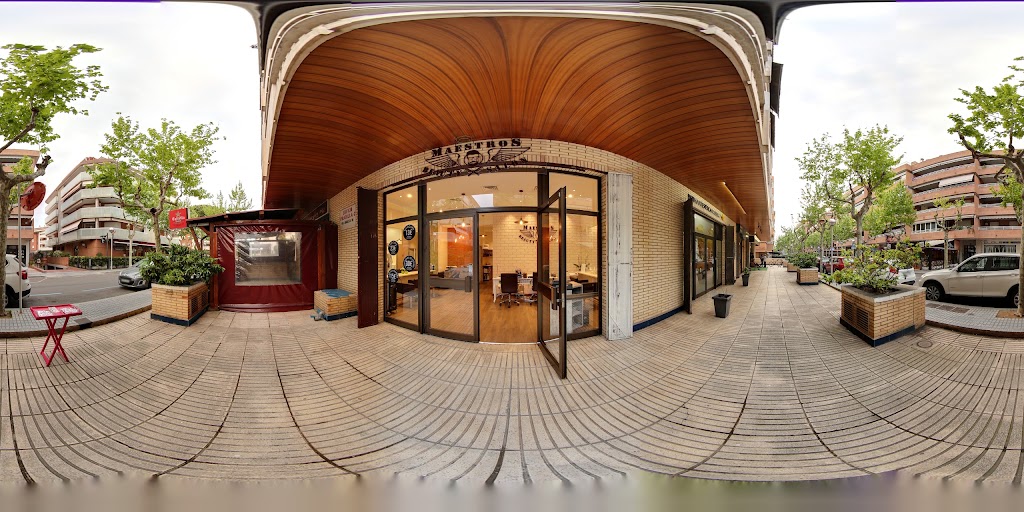 Maestros Beauty Salon — Exterior