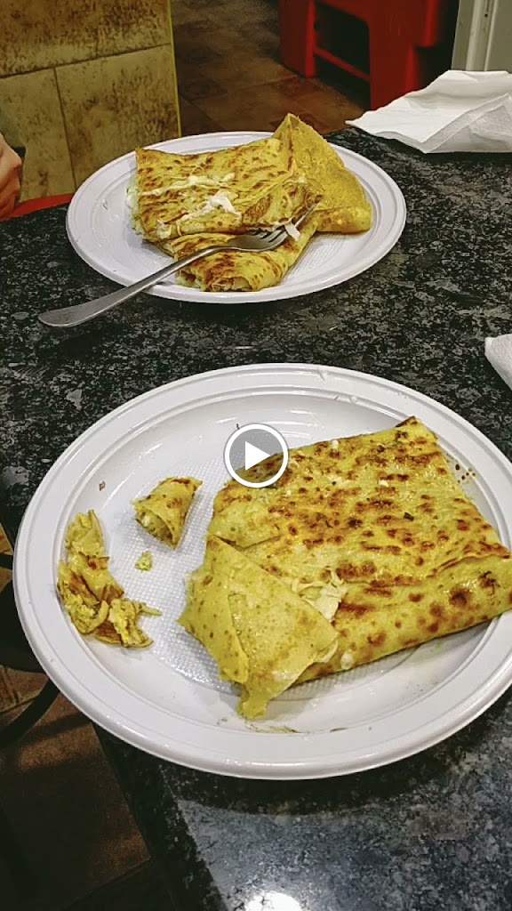 La Crepe d'Or — Videos