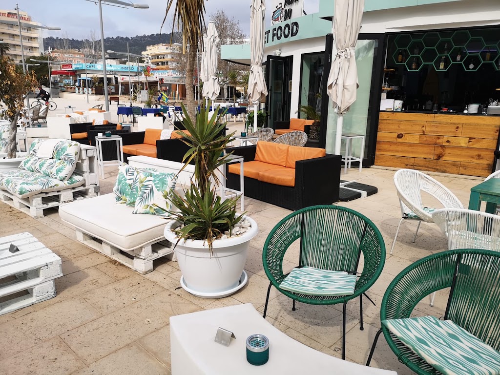 Pacific Bay Mallorca — Ambiente