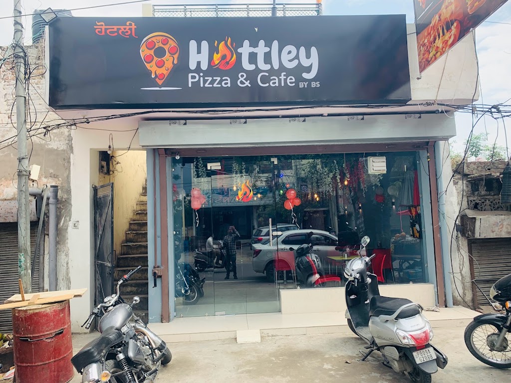 Hottely Pizza And Cafe