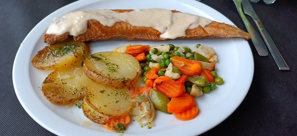 Restaurante Los Navarros 2 — Comida y bebida