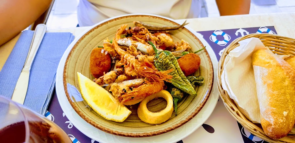 El Rey Pescador — Comida y bebida