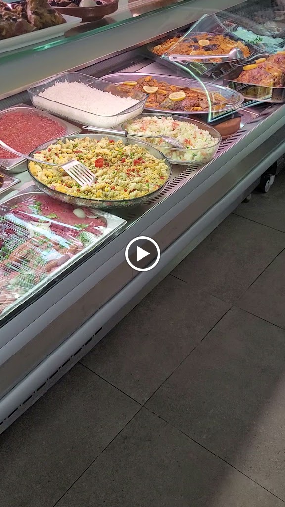 RESTAURANT ESTRELLA — Comida y bebida