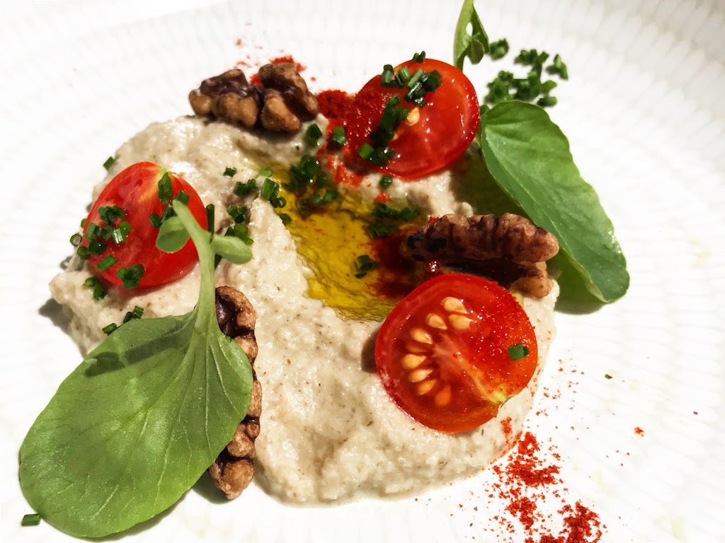 Joan Marc Restaurant — Comida y bebida