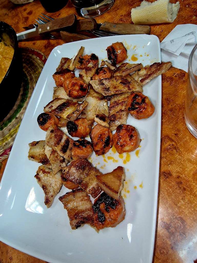 Bar Chiri — Comida y bebida