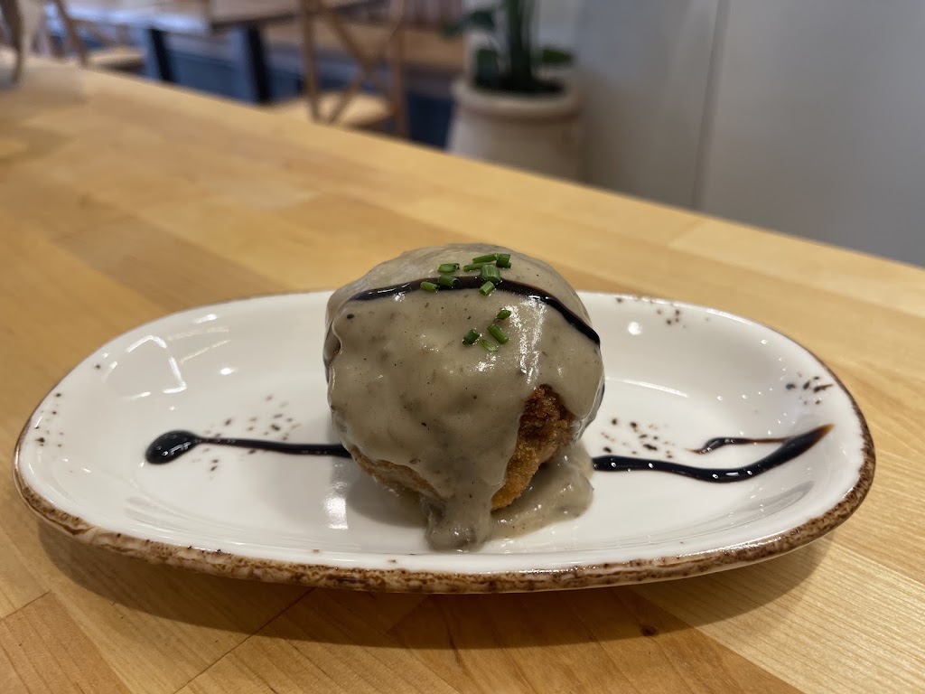 Taberna Matarrana — Comida y bebida
