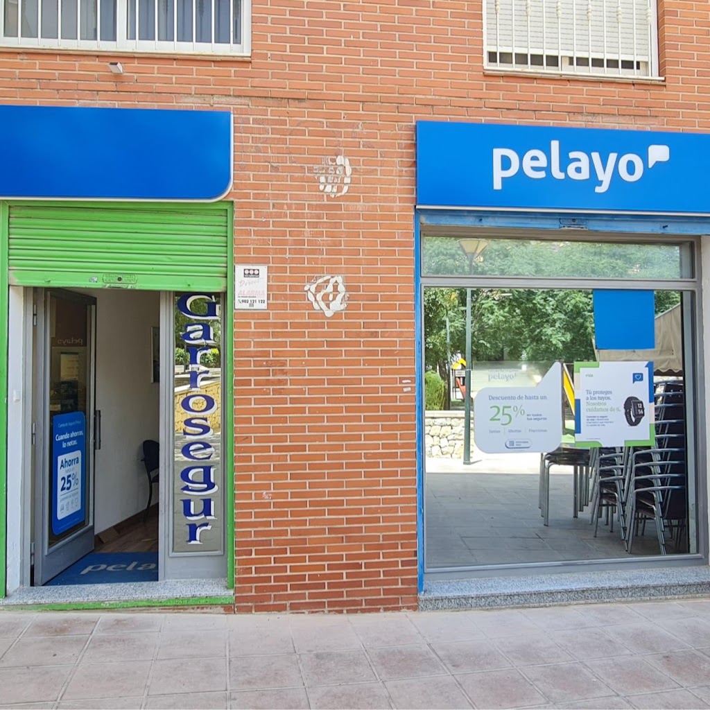 Oficina Seguros Pelayo — Exterior