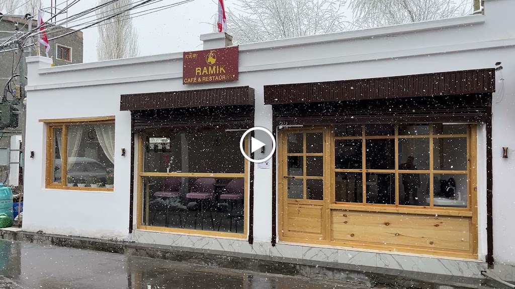 Ramik Cafe Restaurant