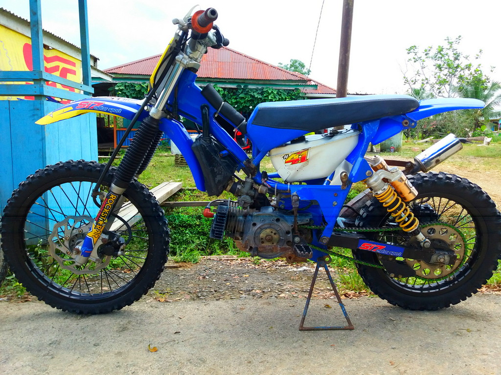 BENGKEL FIKI MOTOR
