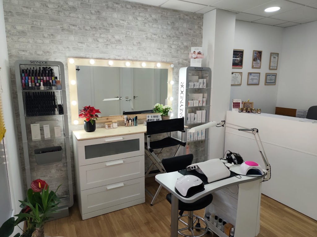 Leticia Docal Maquillaje y Estetica — Del propietario