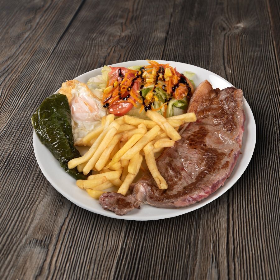 Bar cafeteria Las Penuelas — Comida y bebida