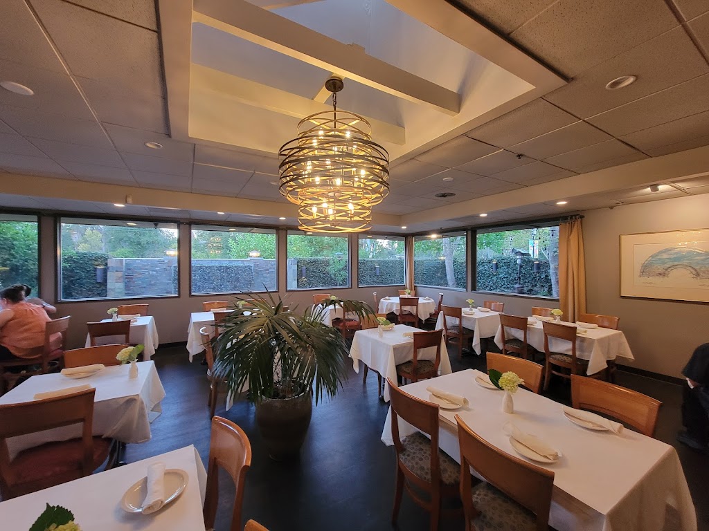 Lemon Grass Restaurant