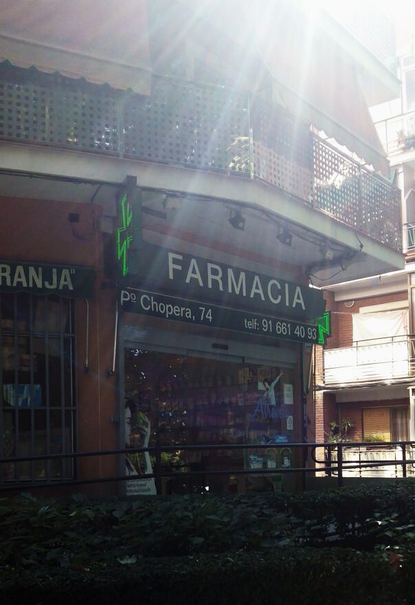 Farmacia Chopera 74 Lcda. Elena Ruiz Saldana. Parafarmacia en Alcobendas
