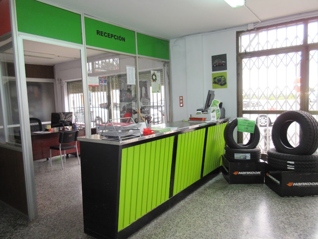 Borauto Ecological Drive Oliva - Taller Mecanica Rapida y Neumaticos — Interior