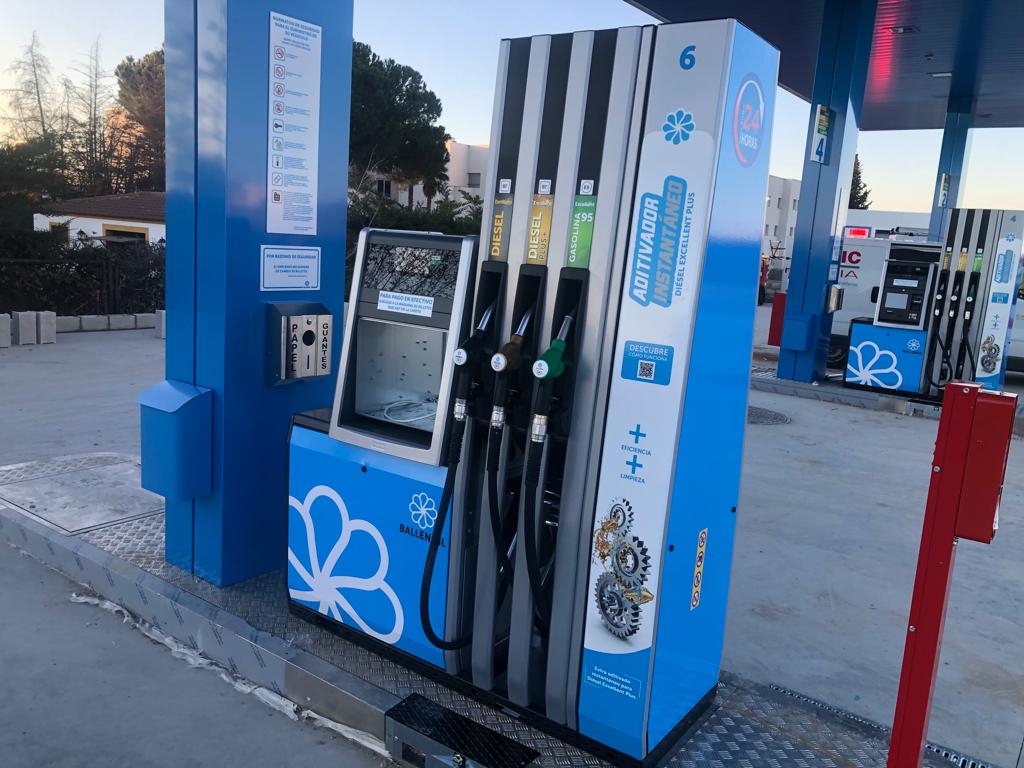Ballenoil Don Benito II — Estacion de servicio