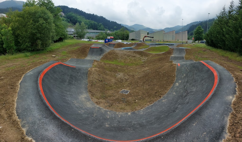 Pumptrack Arrasate by Poolsport