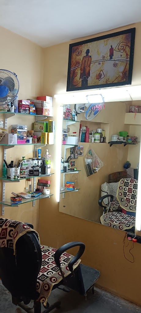 Priya Beauty Parlour