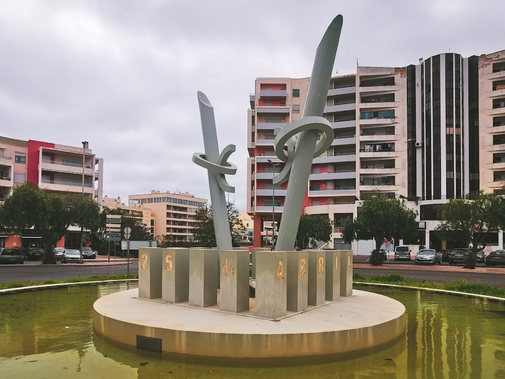 Monumento ao 25 de Abril