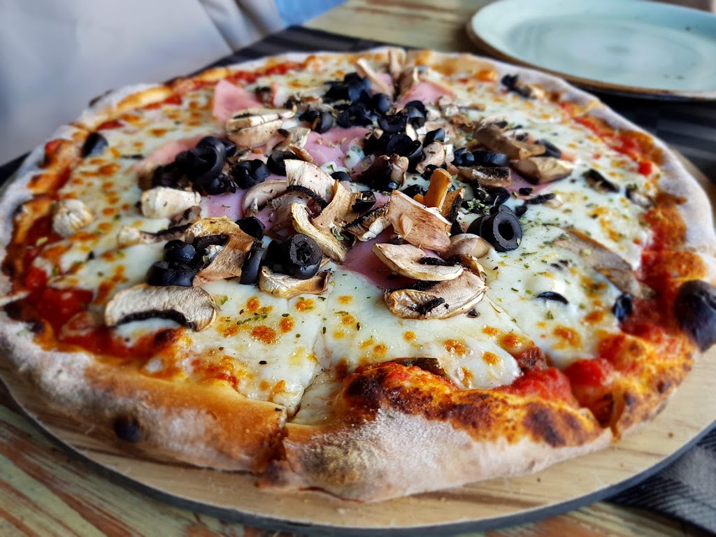 Restaurante Carbon — Pizza