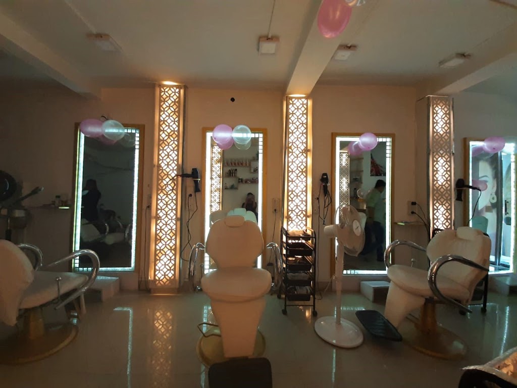 Roopkatha Hair Beauty Salon