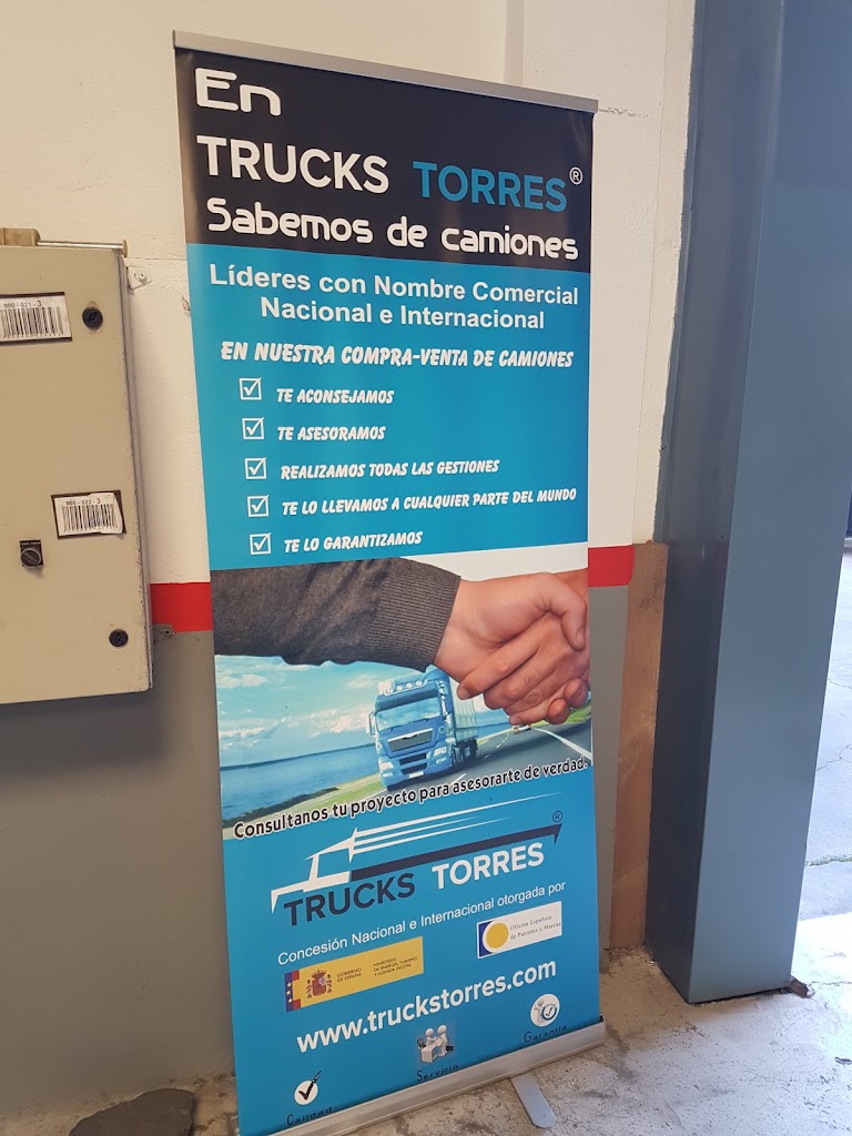 Trucks Torres — Interior