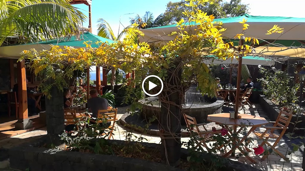 Restaurante las Tres Chimeneas — Videos