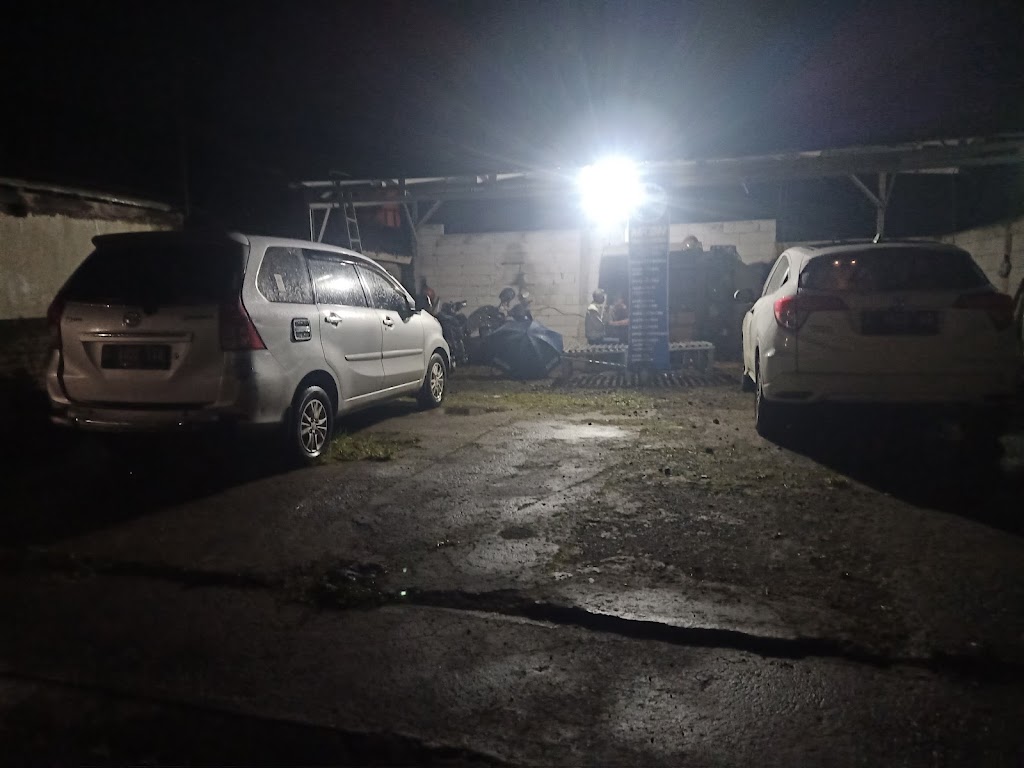 Bengkel mobil matic dan injection