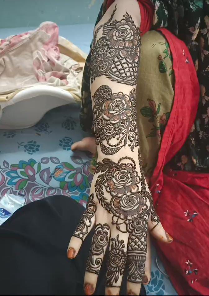 Afifa Beauty Parlour