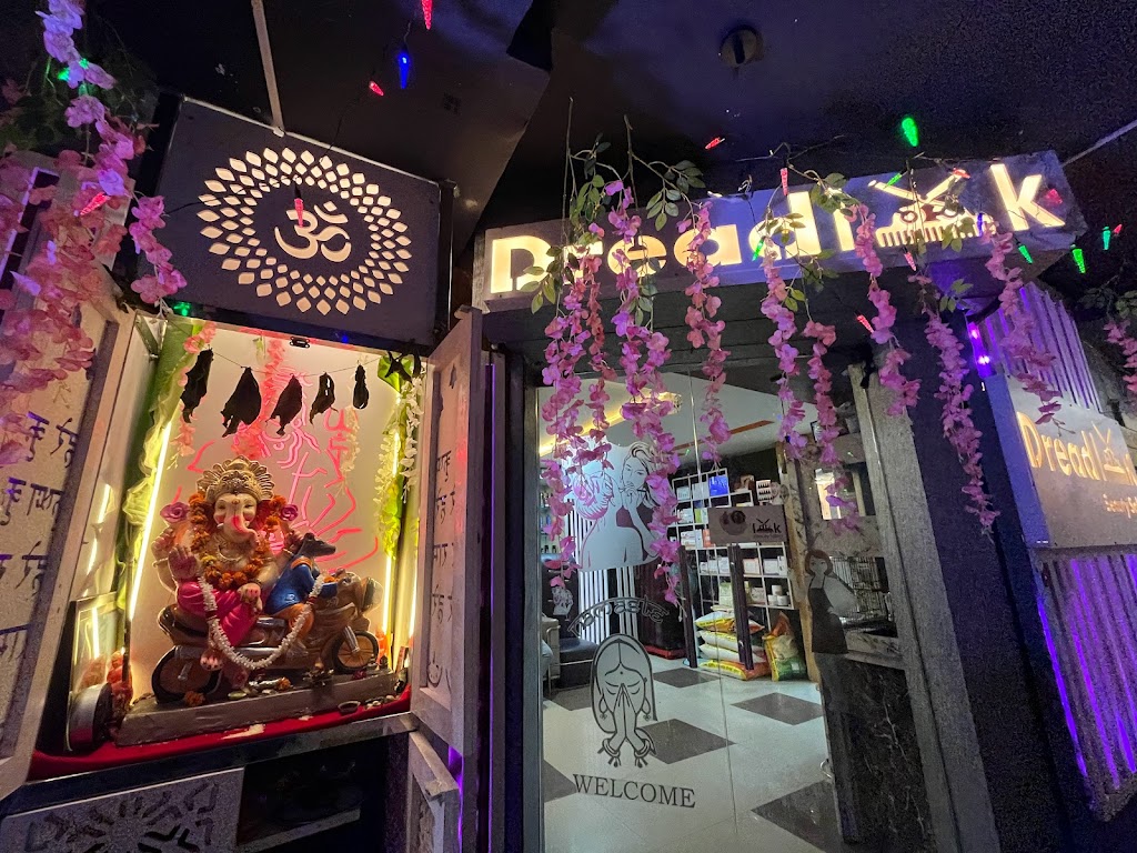 Dreadlock Beauty Salon Make Up Studio Beauty Parlour In Gwalior Keratin Hair Treatment Bridal Makeup