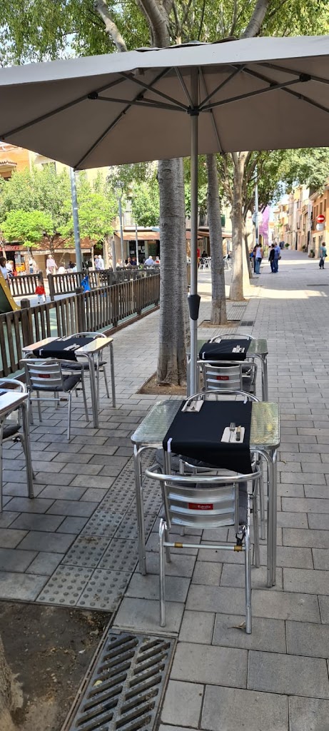 RESTAURANTE WILDER — Ambiente