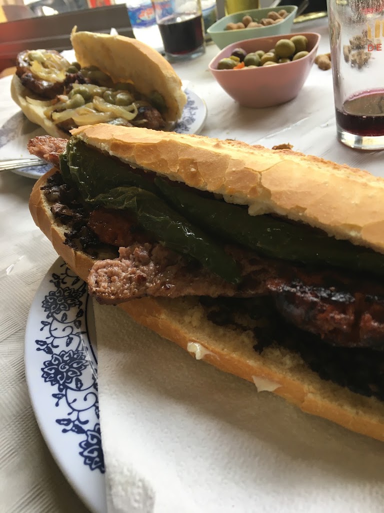 Bar Rte Velana — Comida y bebida
