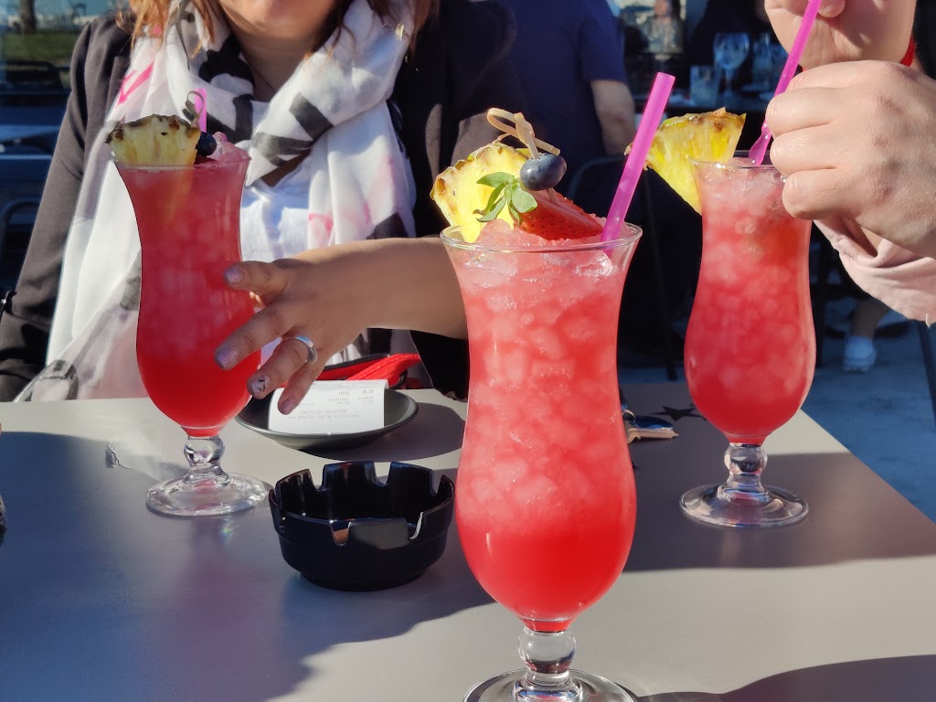 Lo Cafe del Port — Comida y bebida