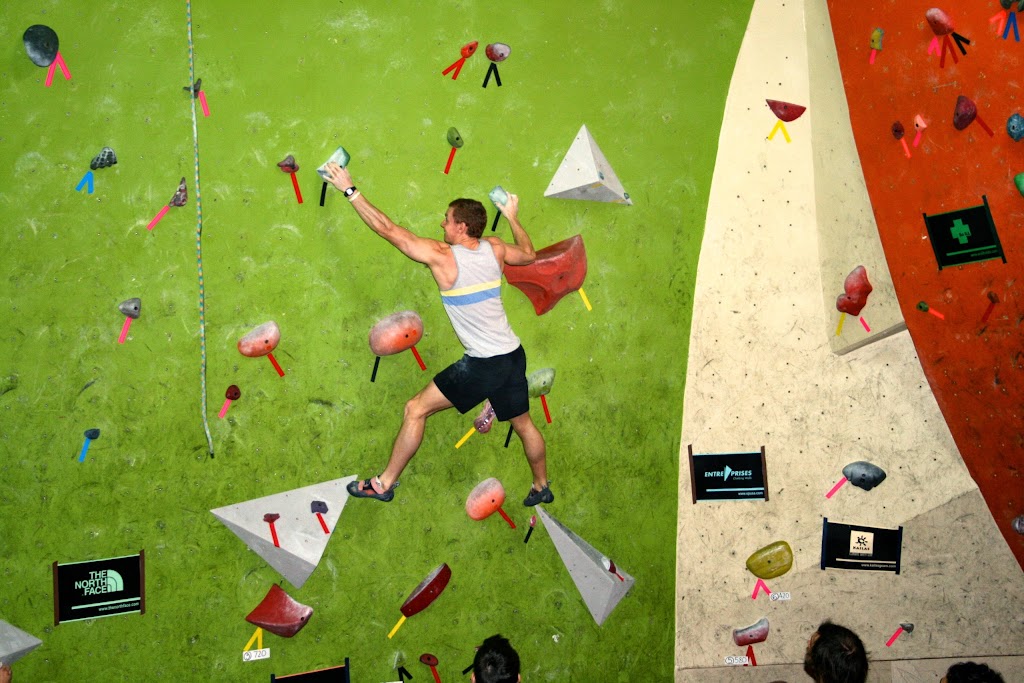  ACTIVE CLIMBING - Indoor Rock Climbing Gym