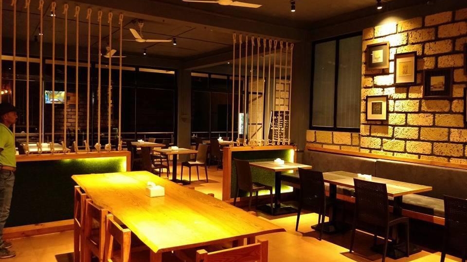 Coral Restaurant Bar Ganpatipule Best Restaurants In Ganpatipule