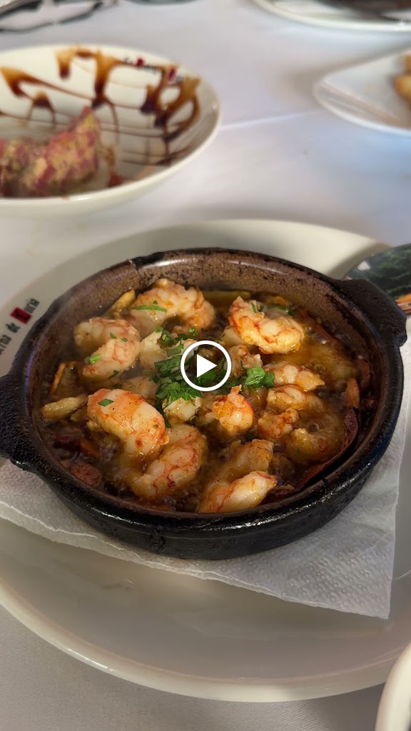 RESTAURANTE LA TABERNA DE LUCIA IV — Videos