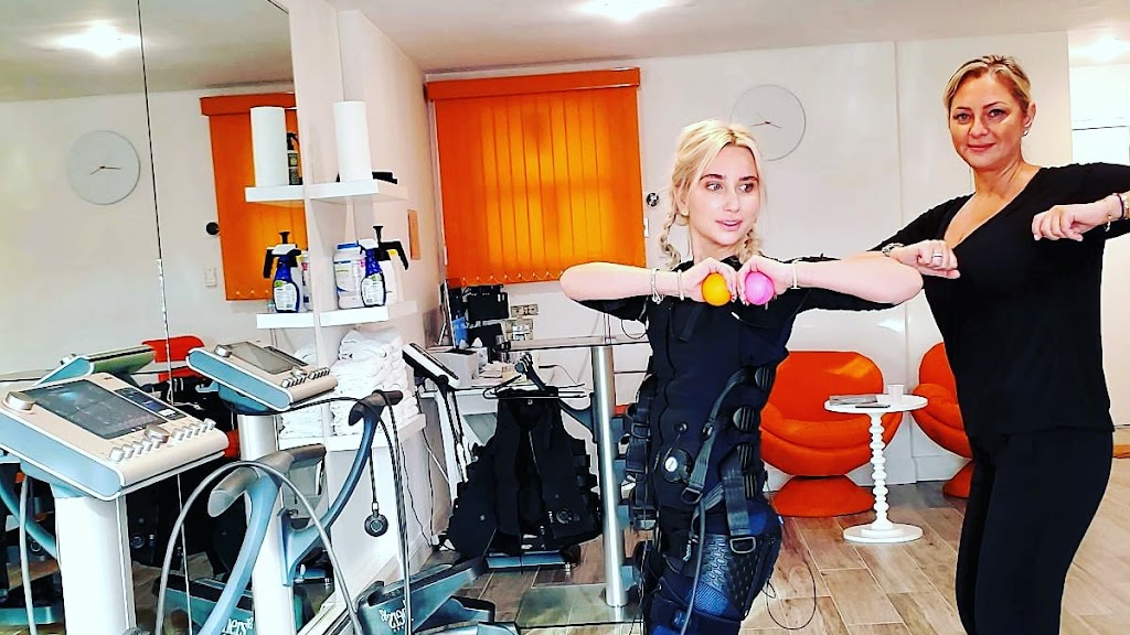  Bodytec EMS Fitness Personal Training Studio