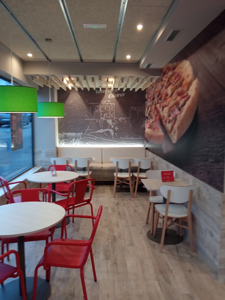 Telepizza Santa Cruz, Oleiros - Comida a domicilio — Pizza