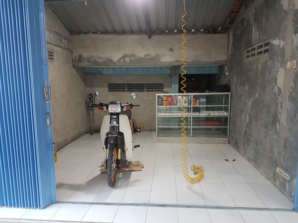 SUMBER REZEKI MOTOR