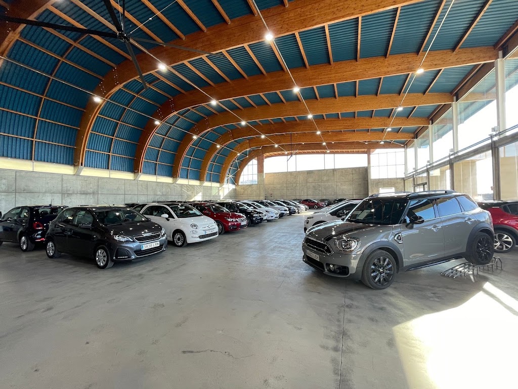 QUADIS Auto95 Ocasion - Concesionario Vehiculos Seminuevos — Interior