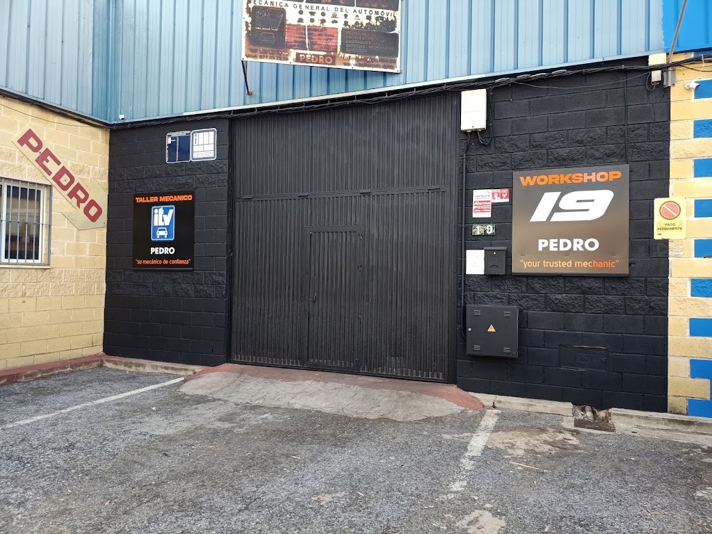 TALLER PM E HIJOS — Exterior