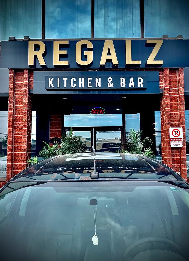 Regalz Kitchen and Bar in Woodbridge