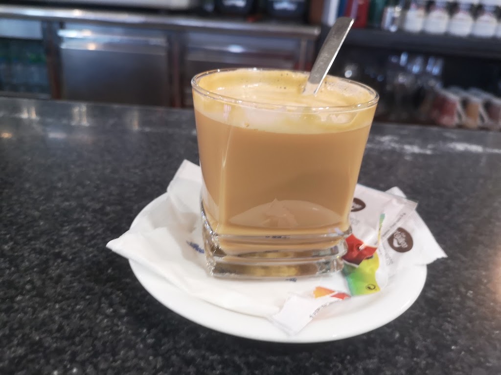 Cafeteria Papi y Mami — Cortado