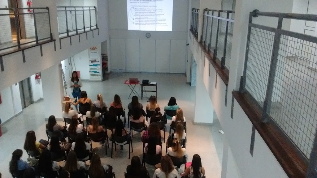 Asociacion Femenina de Profesionales. Escuela "Dra. Sara Faisal"