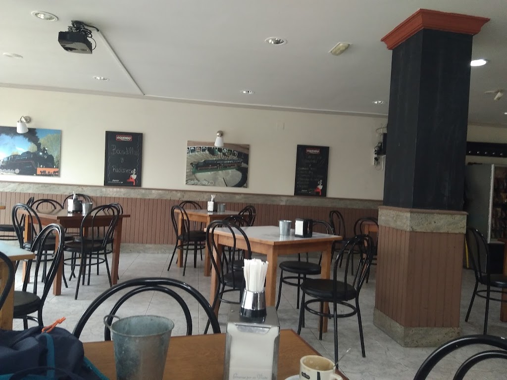 Restaurante Parrillada A Ronda — Ambiente