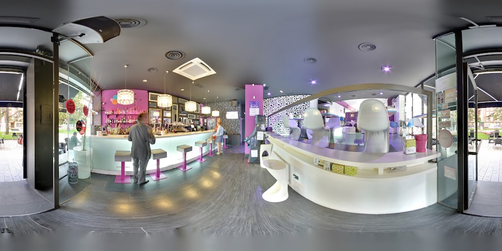 Cafe-lounge Suizo — Street View y 360deg