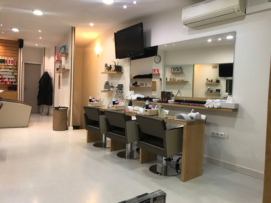 Lo&Anzu Peluqueria Y Centro Estetico. — Interior