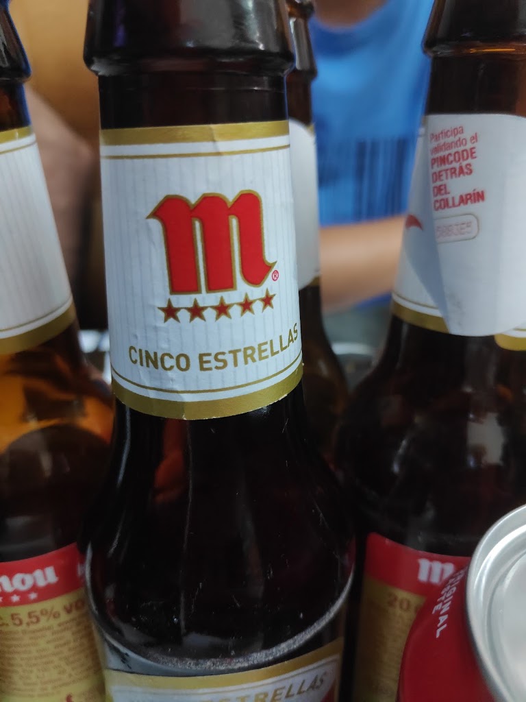 BAR TAMARIT — Comida y bebida